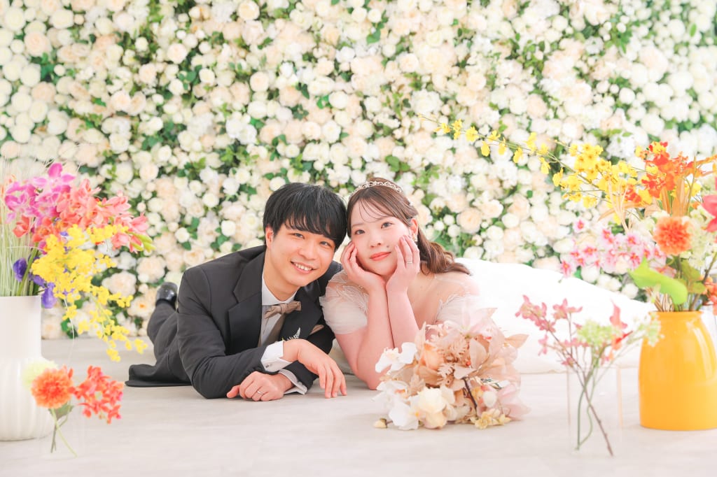 お花に囲まれるスタジオでhappyに　photo by 谷澤　明美