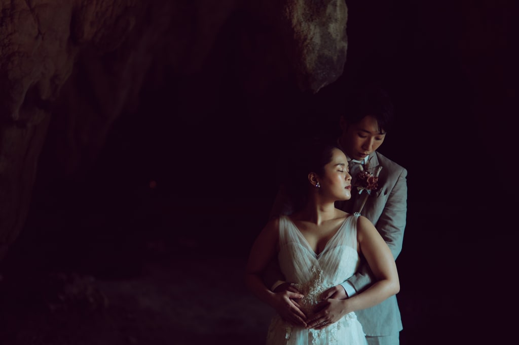 ガンガラーの谷 | デコルテフォトグラフィー | 前撮り・フォトウェディング