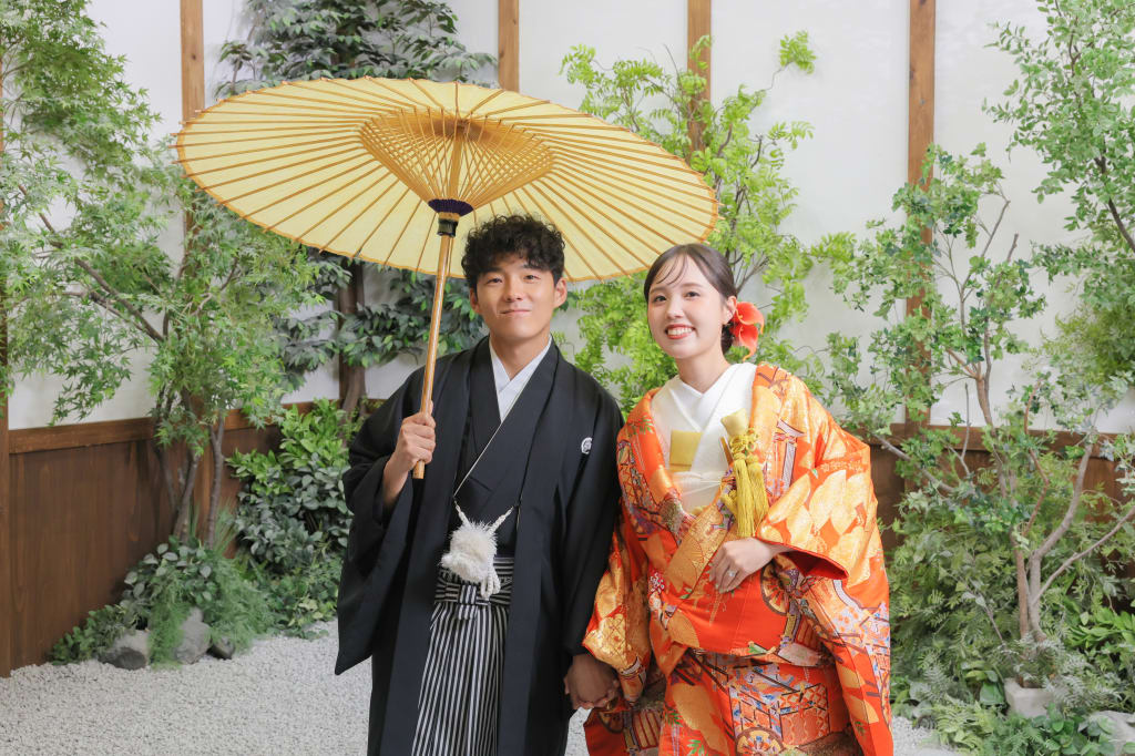 屋内庭園で元気に前撮り撮影！