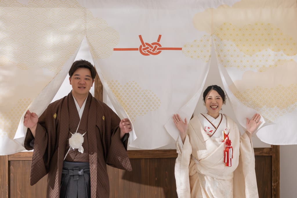 屋内スタジオでの可愛いおふたりの撮影！