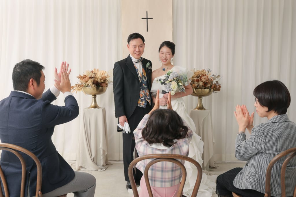 洋装と和装とご家族と