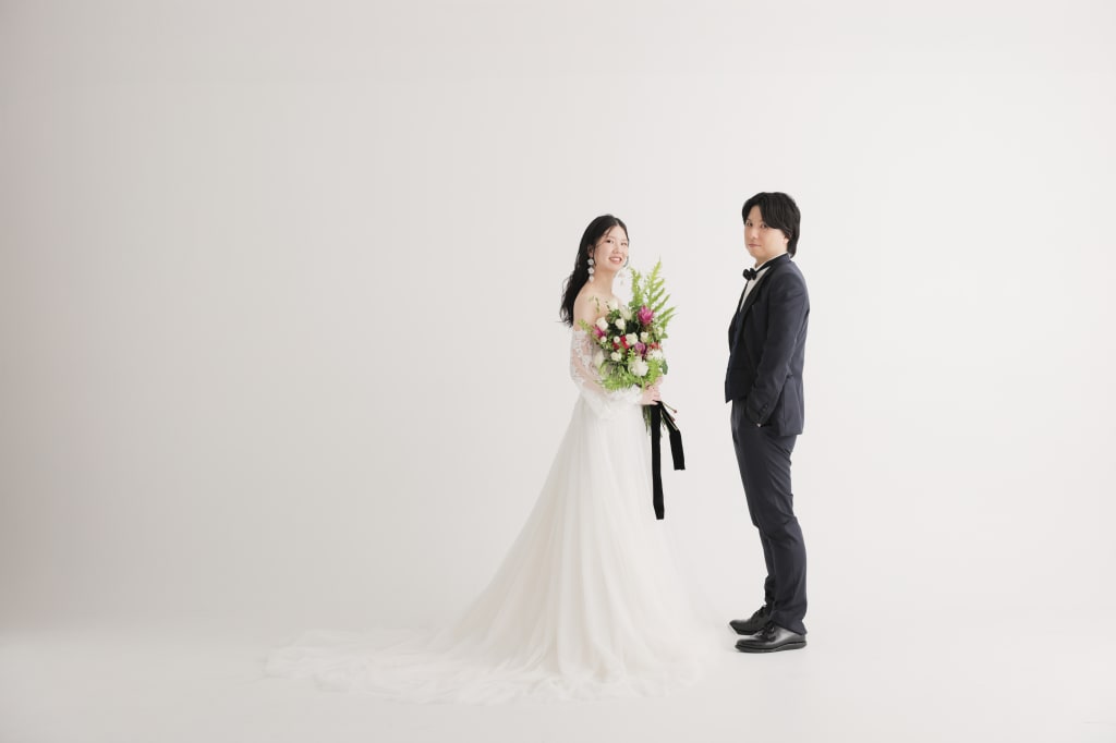 スタジオPlus × 屋内庭園で残す、ふたりらしい一日