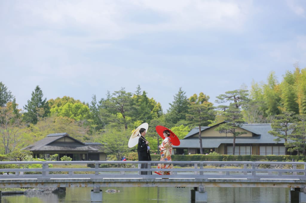 日本庭園でロケーション撮影