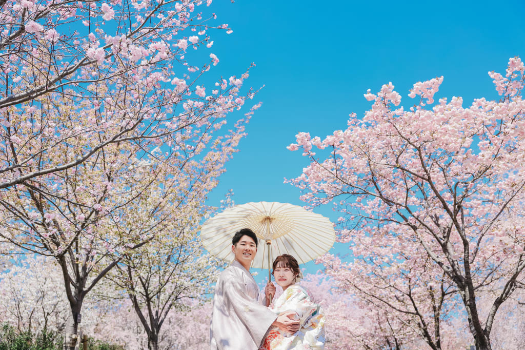 東山動植物園の桜とガーデンパレス