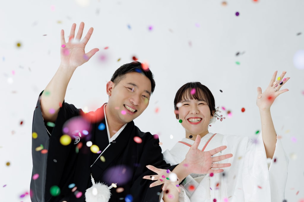 お二人の笑顔溢れる和装スタジオPLUS
