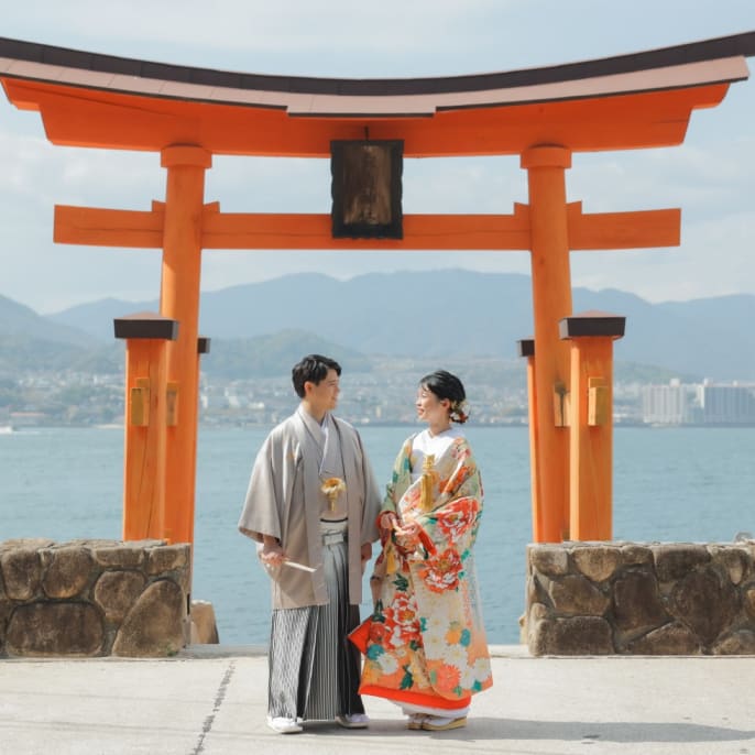 日本三景“安芸の宮島”で 美しい景色と撮る結婚式 | デコルテフォトグラフィー | 前撮り・フォトウェディング