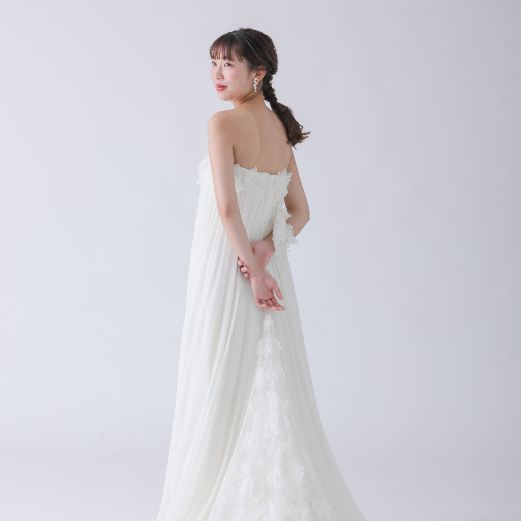 アンティーク写真館撮影 白いドレスの花嫁 フォトグラフィ