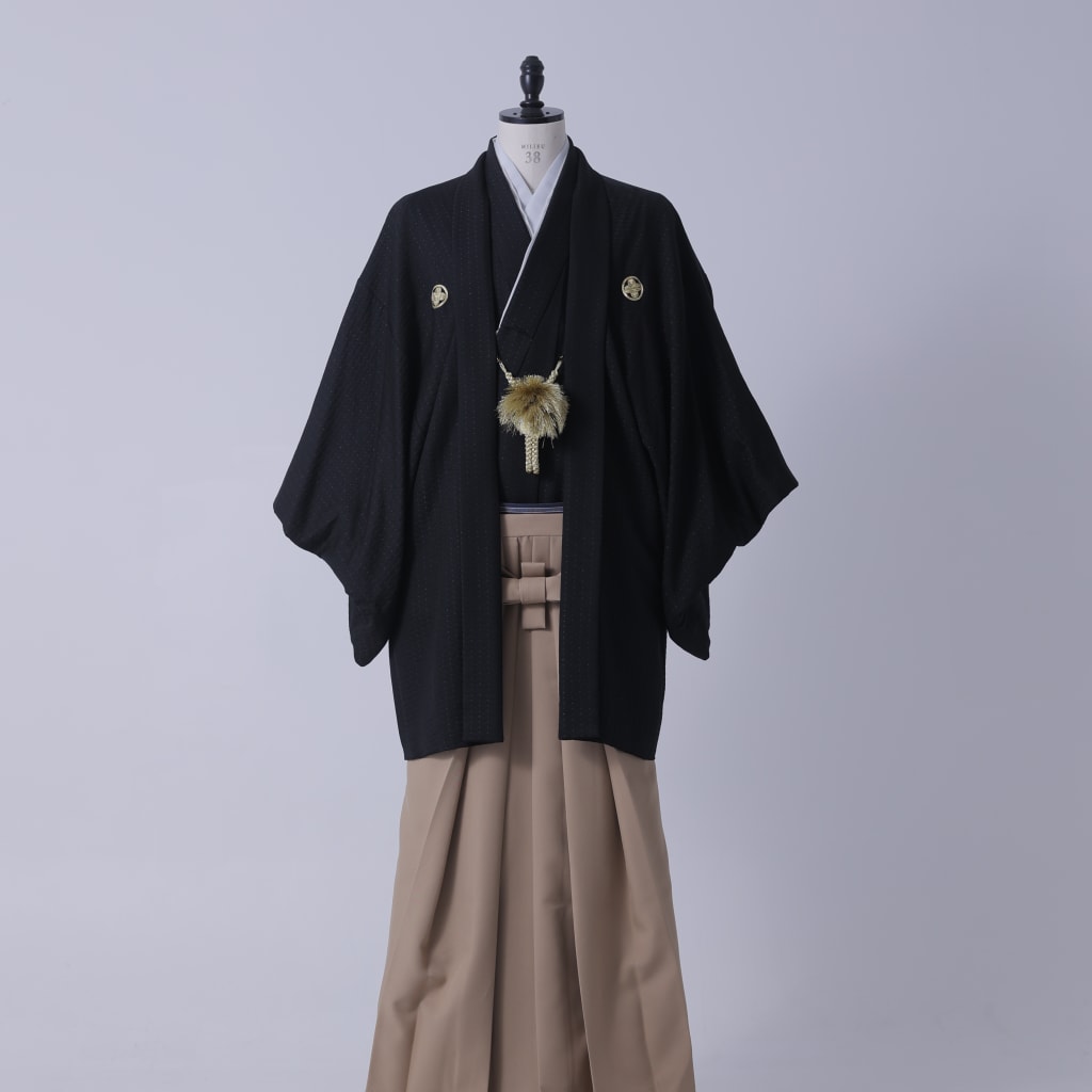 正絹黒紋付×ブラウン袴