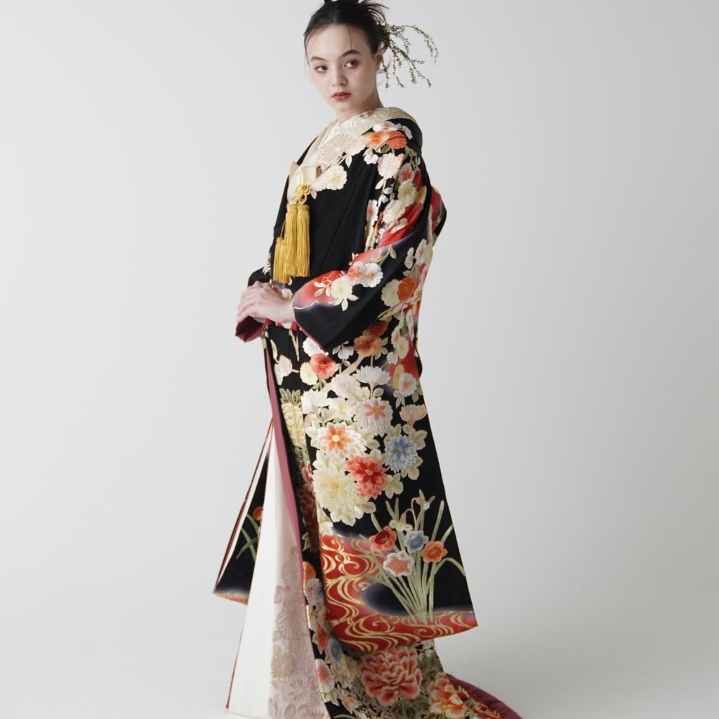 黒に咲く 百花爛漫