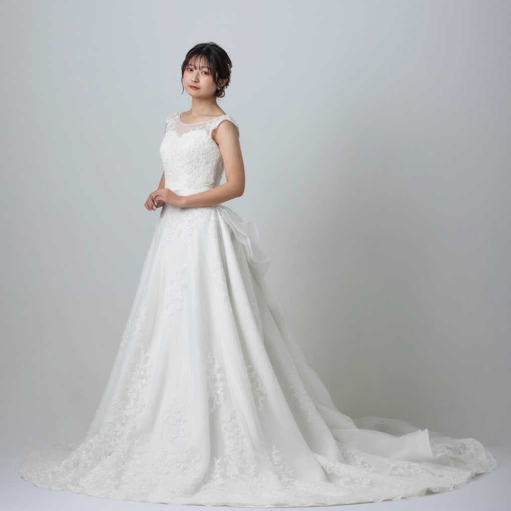 刺繍散りばめ後ろラッフル立体花