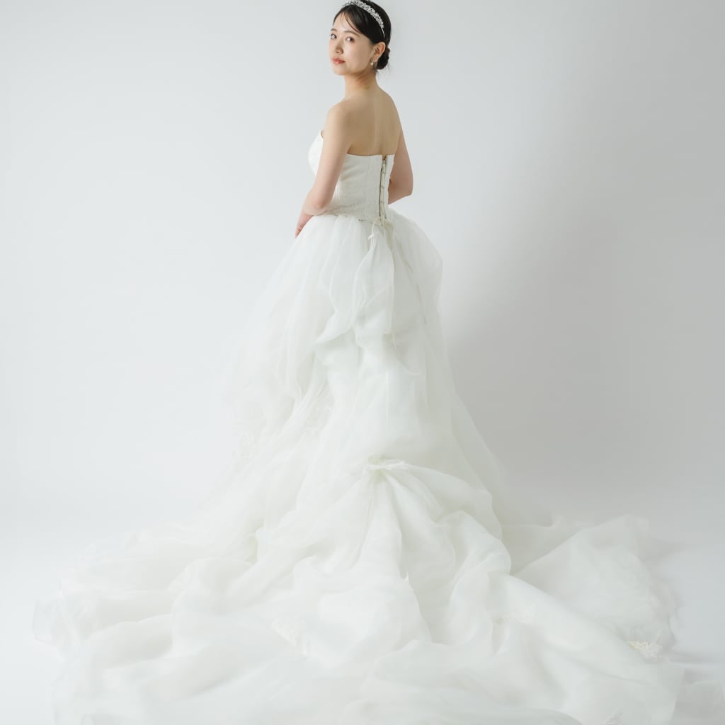 ウェディングドレス