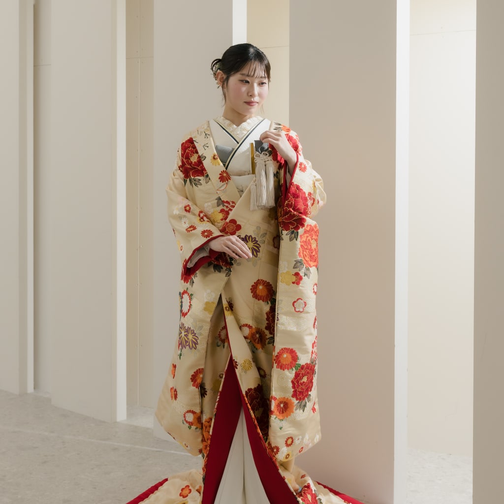 かすみに牡丹クリームIU01182