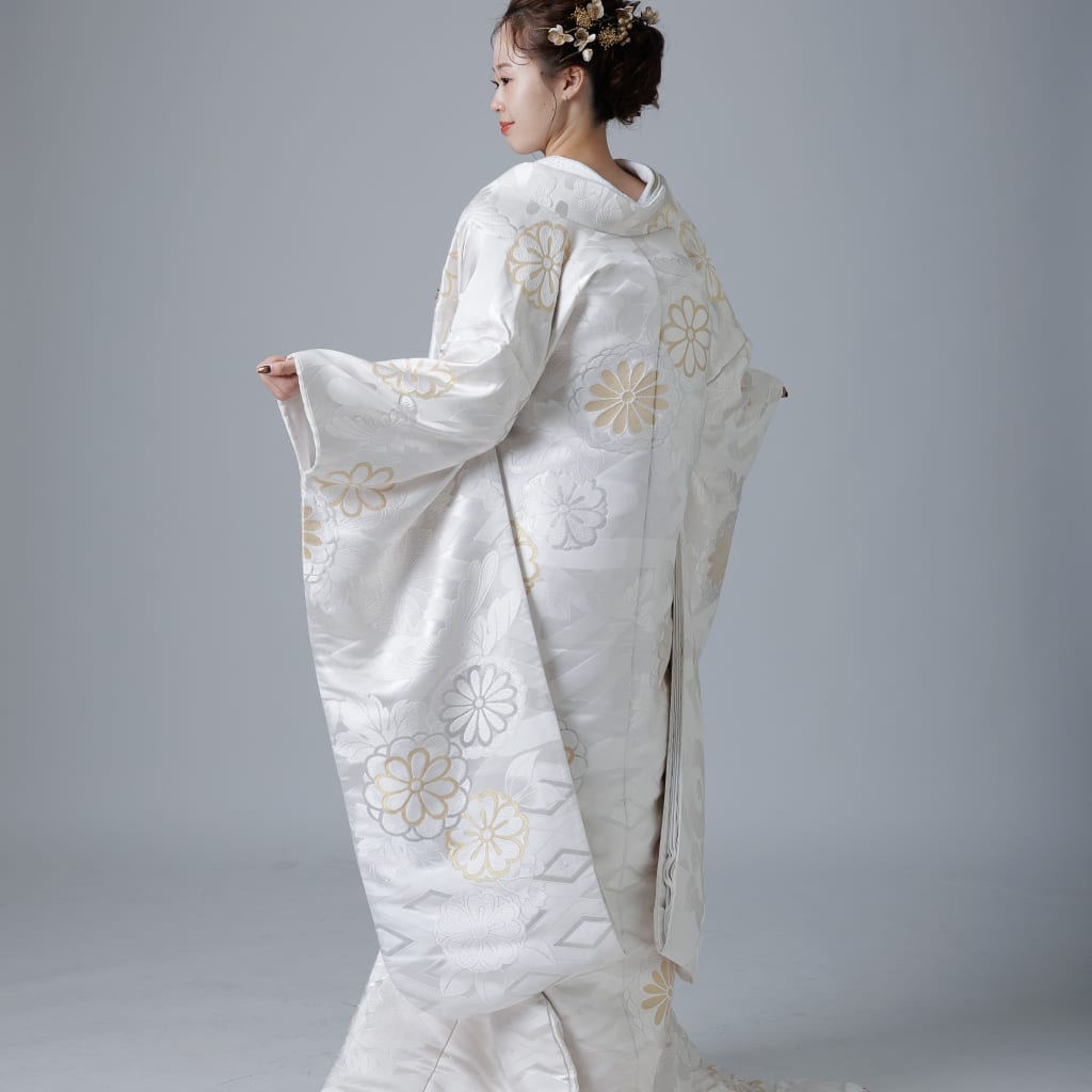 金刺繍花紋×菱文様