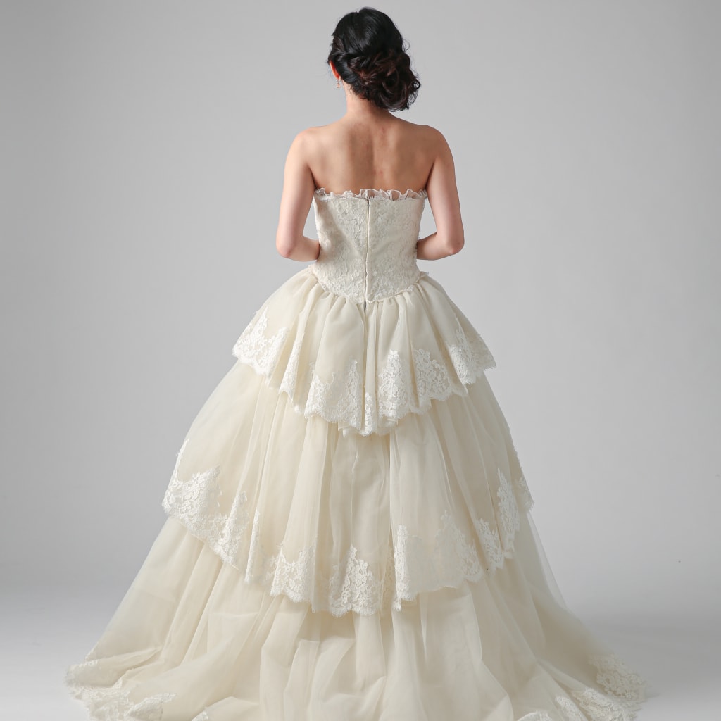 ウェディングドレス