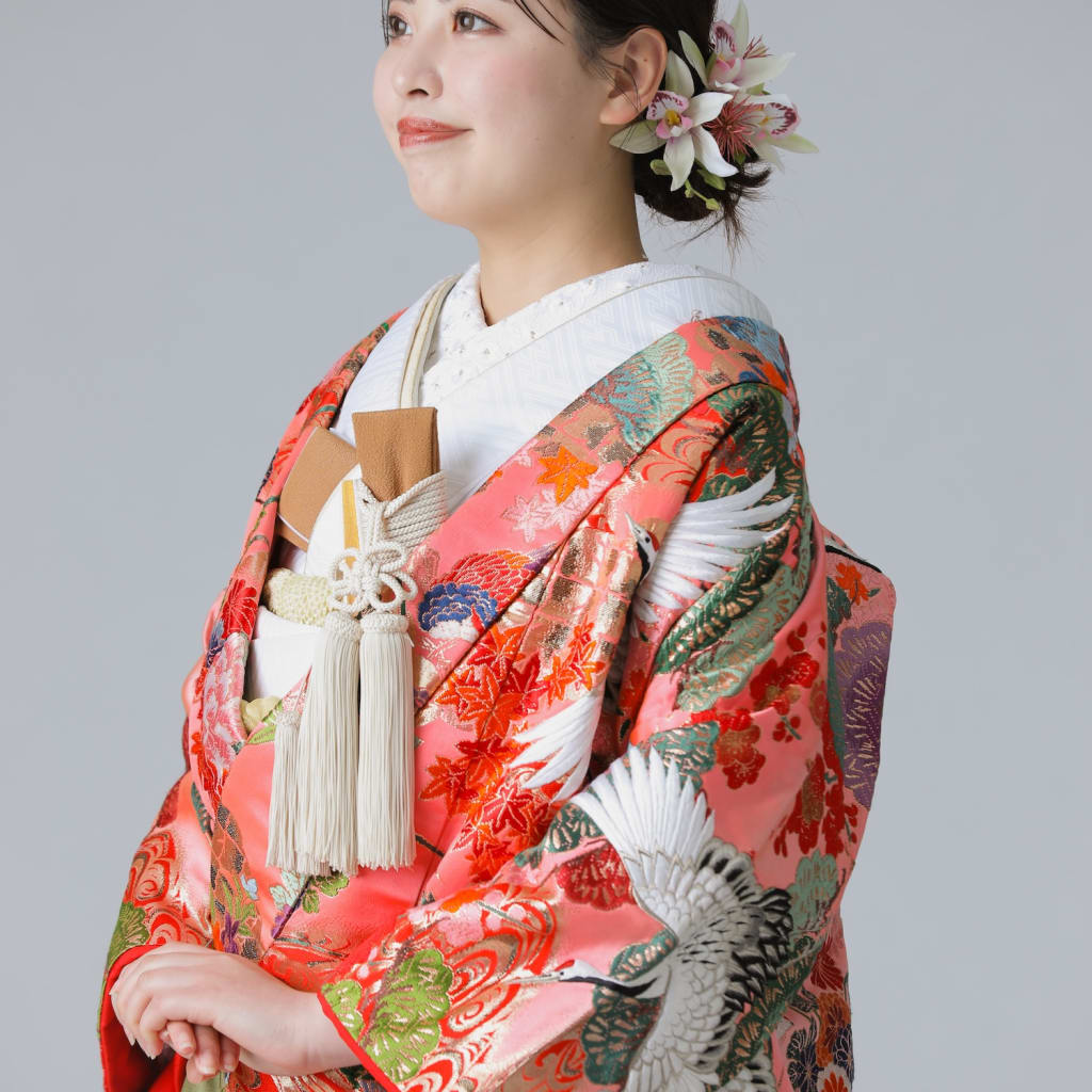 ピンクに黒ぼかし　鶴