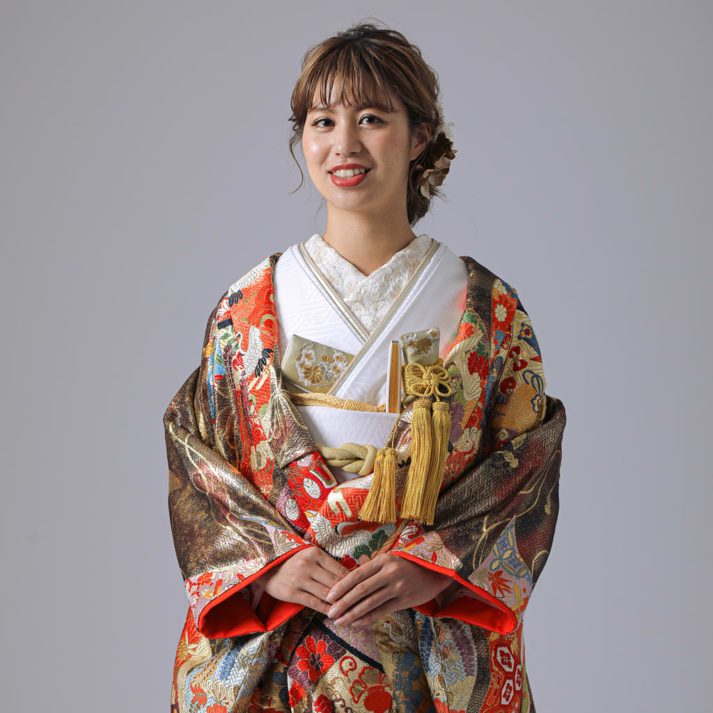 唐織几帳宝尽くし