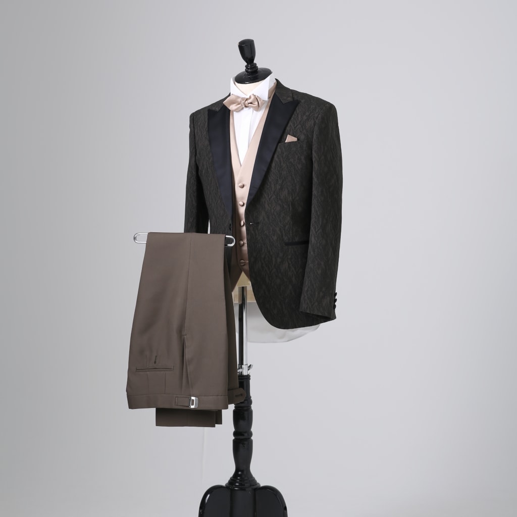 新作ジャガードカーキサテンベスト