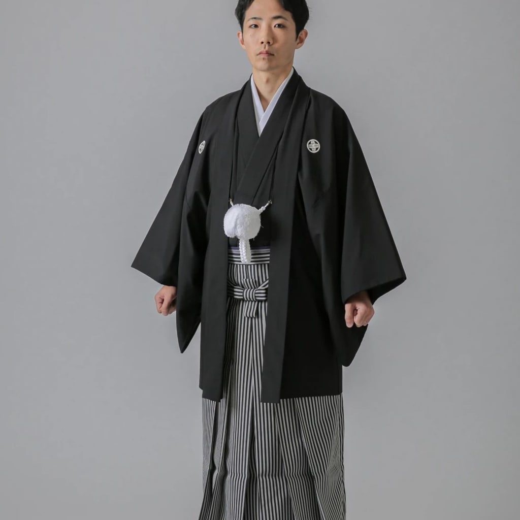黒 × 仙台平