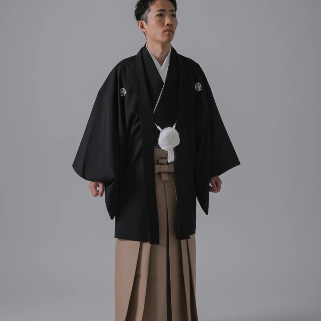 黒 × ベージュ