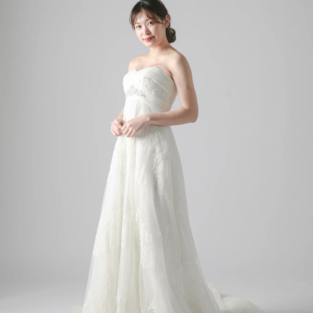 胸下ビジュー総レーススカート