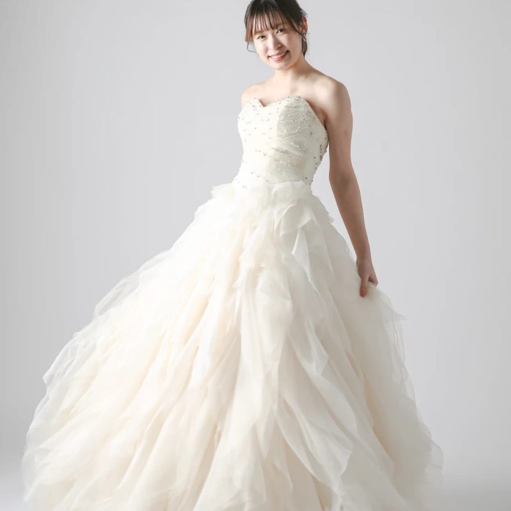 ツイストドレス