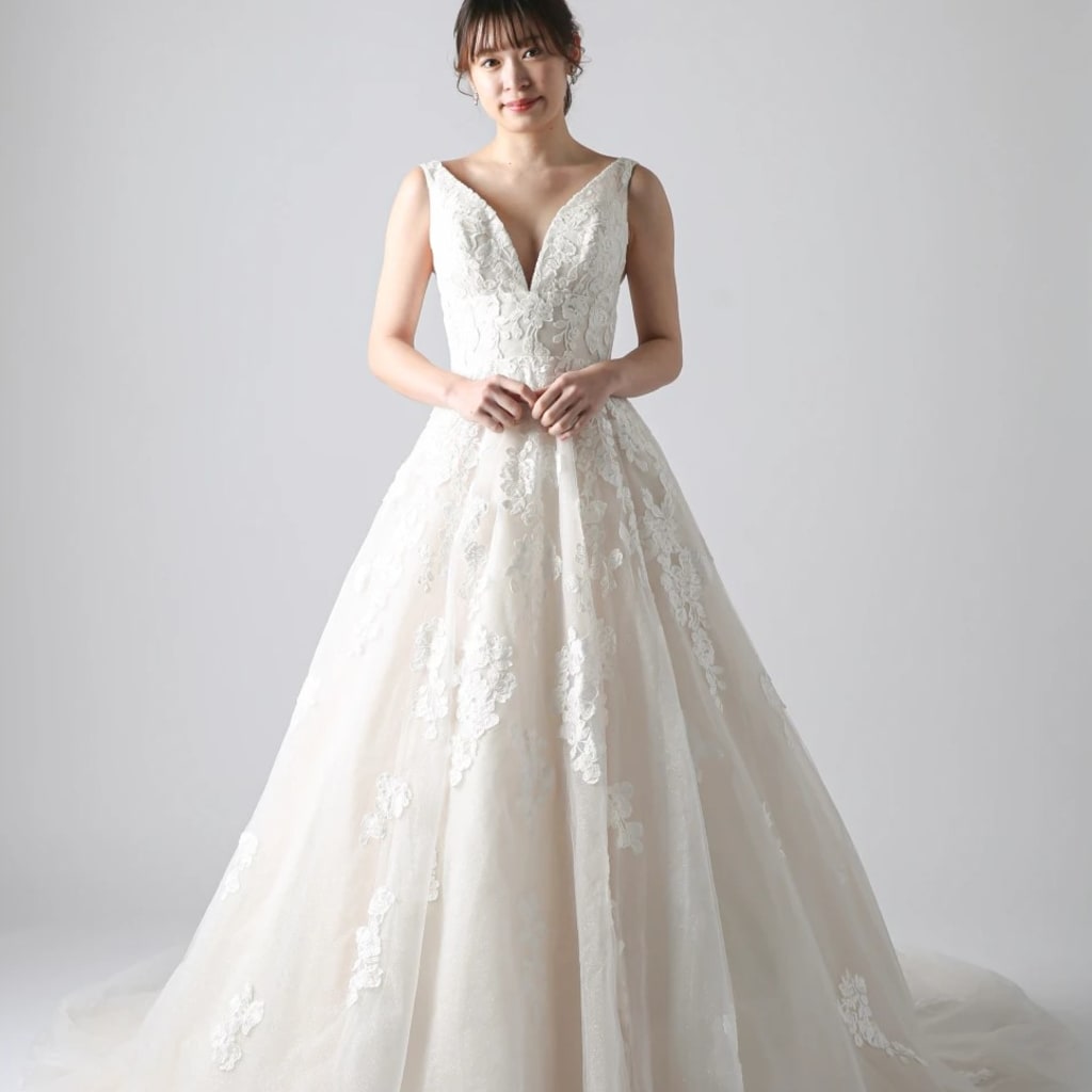 ウエディングドレス