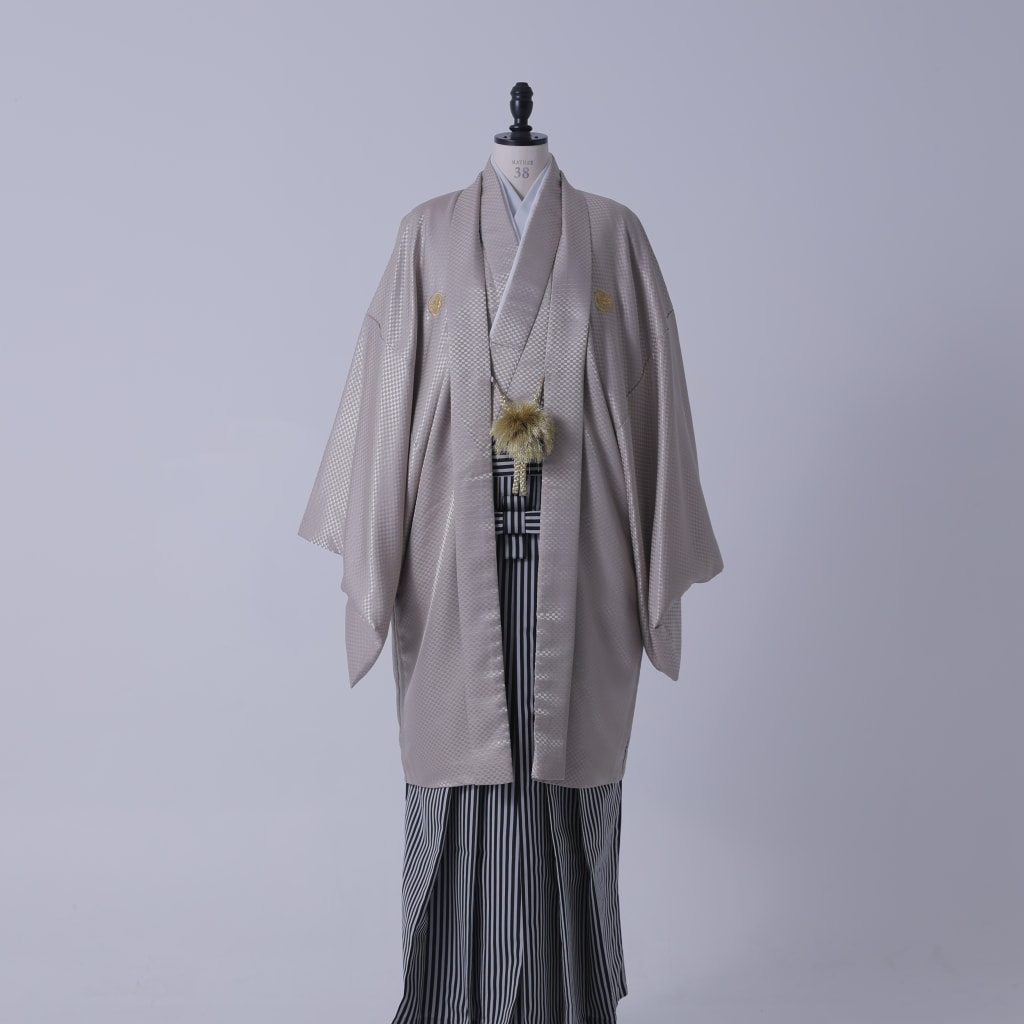 ベージュ紋付×スタンダード袴