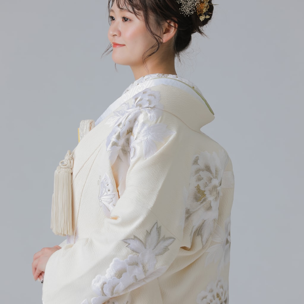 牡丹　蝶　アイボリー