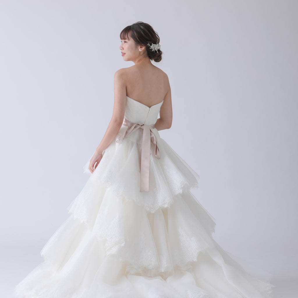 ティアードウェディングドレスエレガント エレガント ティアード ミニ ドレス フィッシュテール 結婚式