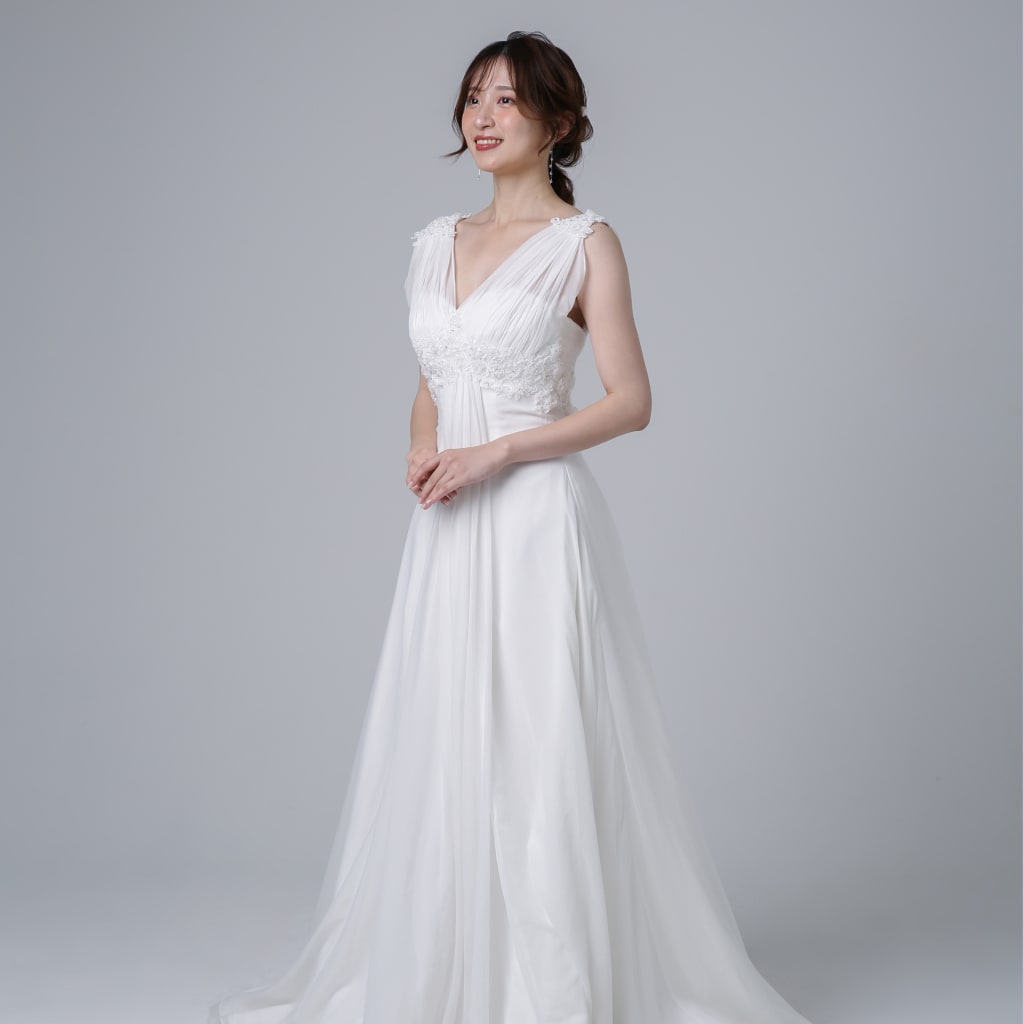 ドレープショルダーVネック