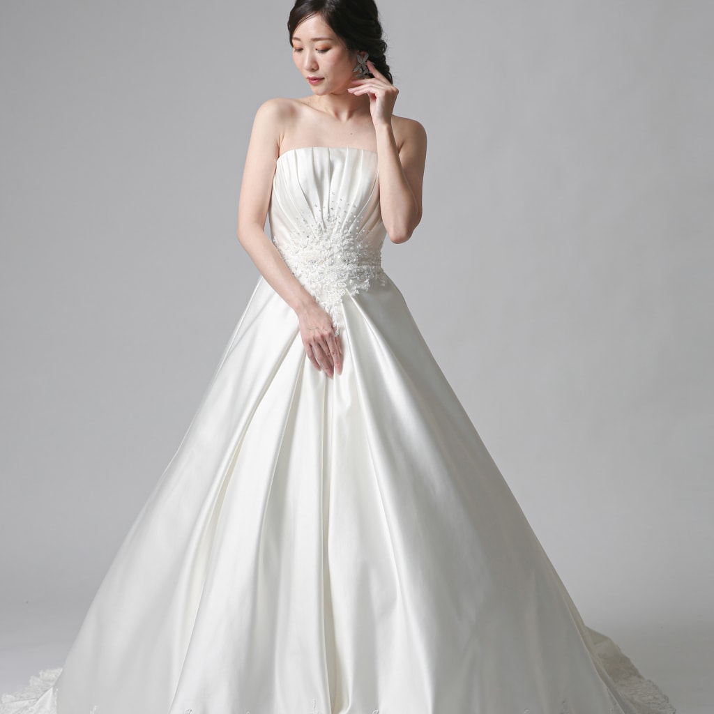 光沢サテンフロントビージング