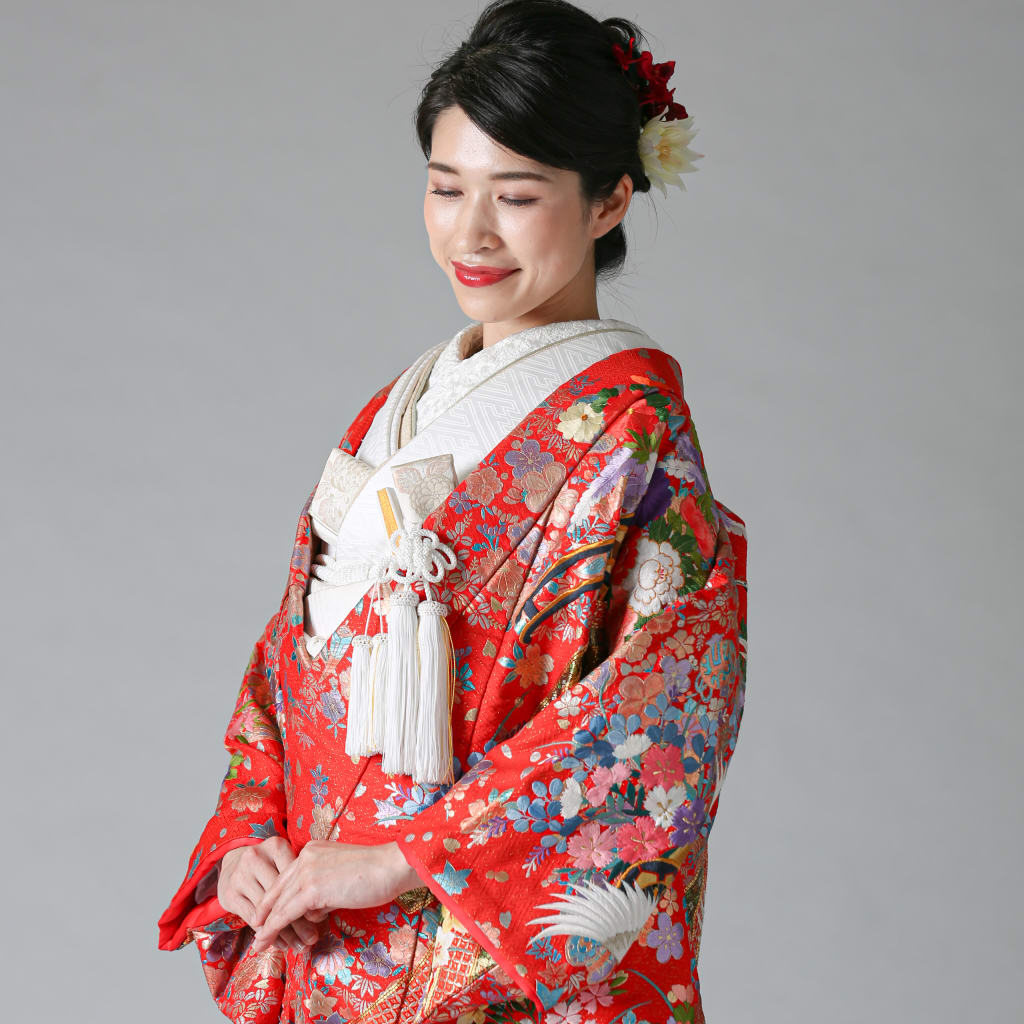 朱赤・鶴・ブルー花柄 | デコルテフォトグラフィー | 前撮り 朱赤・鶴・ブルー花柄 | デコルテフォトグラフィー | 前撮り