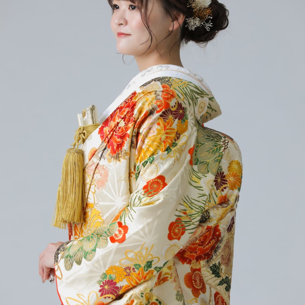 手鞠松竹梅　クリーム