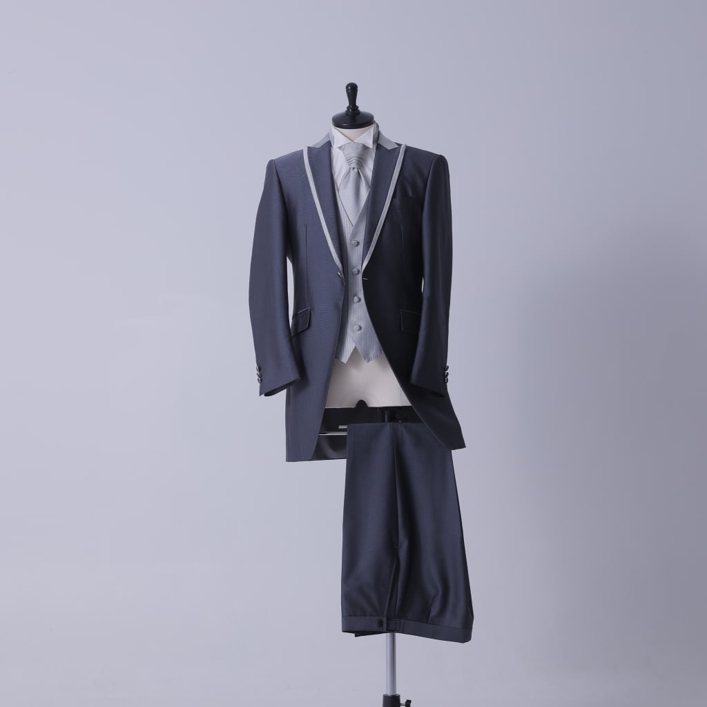 シルバーパイピング　シルバーネクタイ