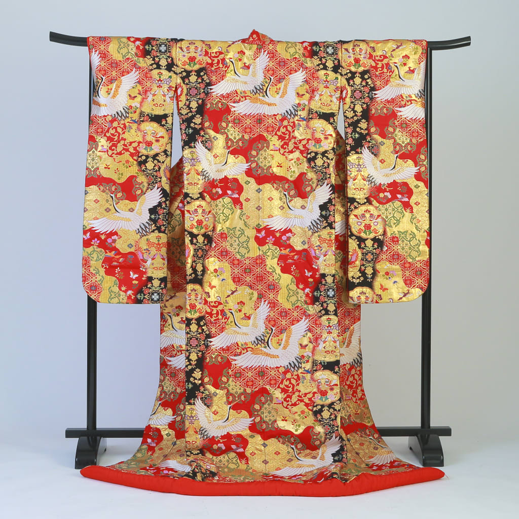 黒　赤地に鶴　IU02008