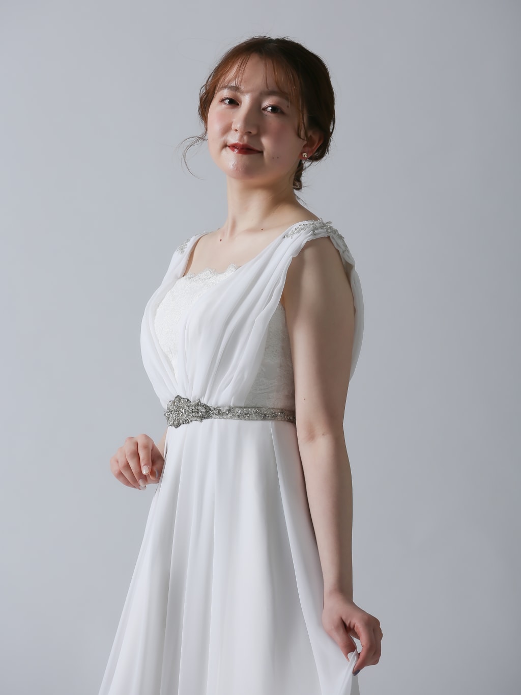 銀刺繍ベルト重ねノースリーブ/WD00934 | デコルテフォトグラフィー | 前撮り・フォトウェディング