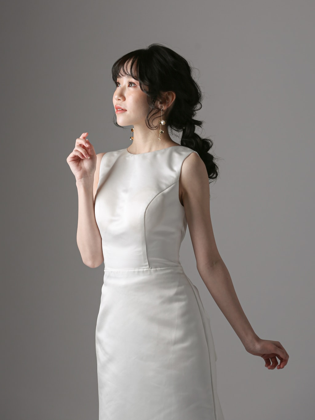 シンプルノースリーブマーメイド | デコルテフォトグラフィー | 前撮り・フォトウェディング
