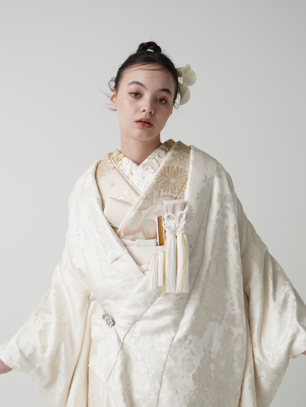 乱菊花丸文 | デコルテフォトグラフィー | 前撮り・フォトウェディング