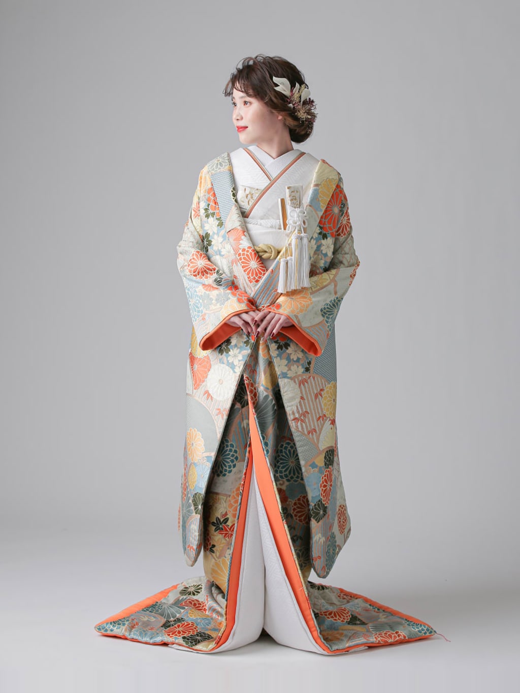金色の鶴と松模様の色打掛 色打掛・松梅鶴｜白無垢・色打掛レンタルなら結婚式着物専門の