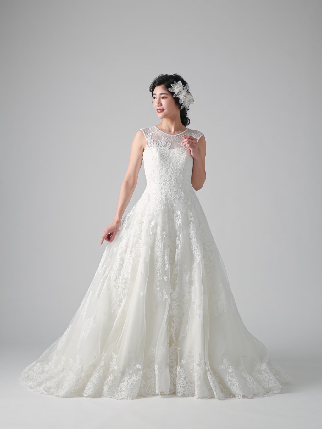 ウェディングドレス | デコルテフォトグラフィー | 前撮り・フォトウェディング