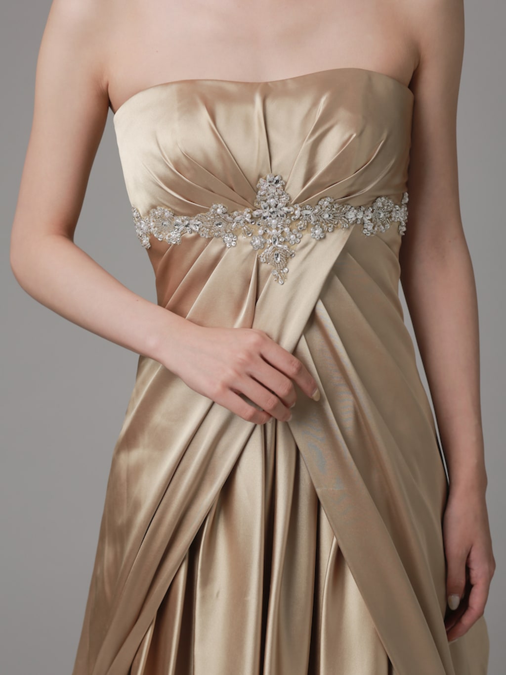 オーナメント柄ジルコン前クロス | デコルテフォトグラフィー | 前撮り・フォトウェディング