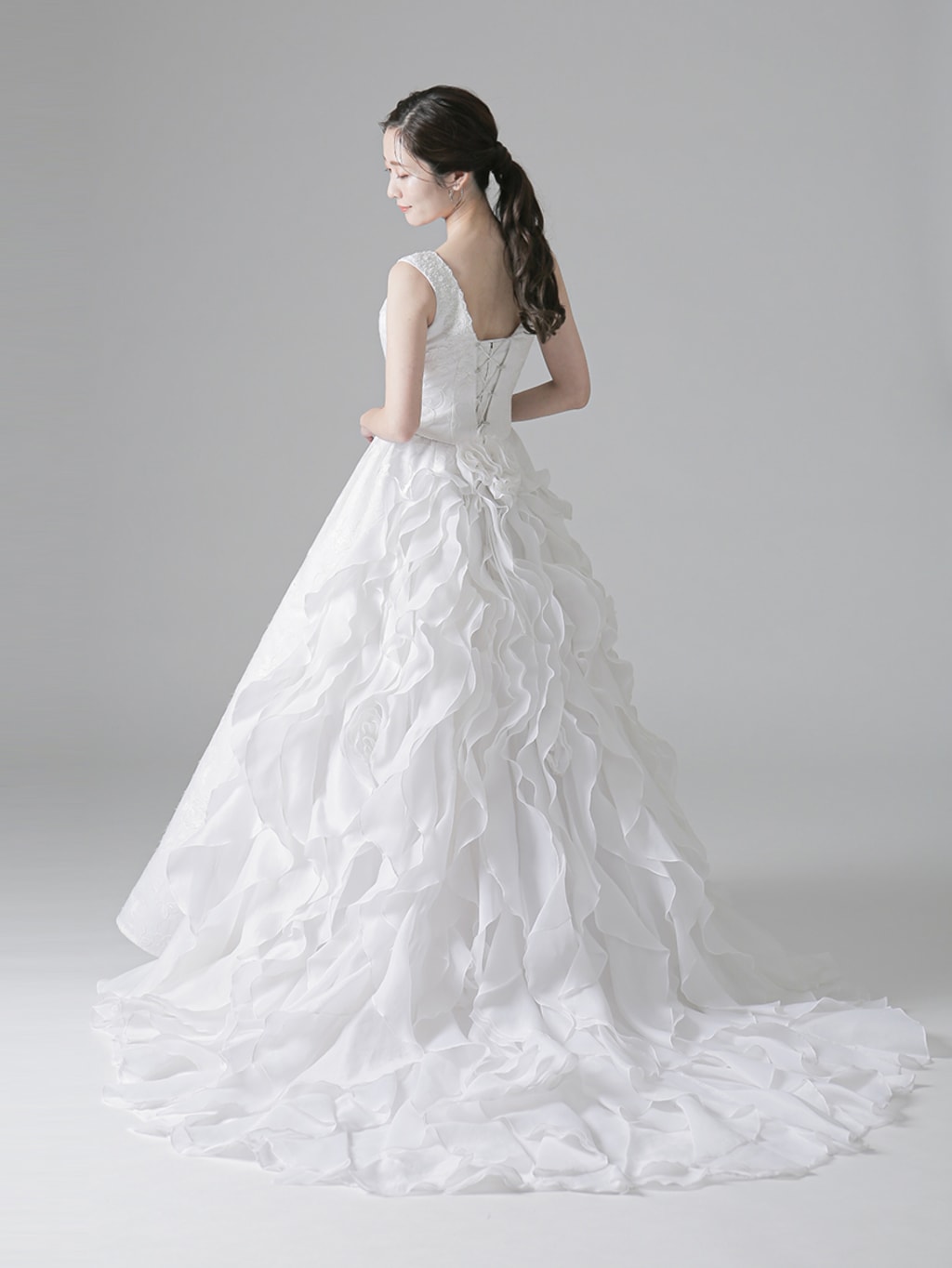 ウェディングドレス | デコルテフォトグラフィー | 前撮り・フォトウェディング