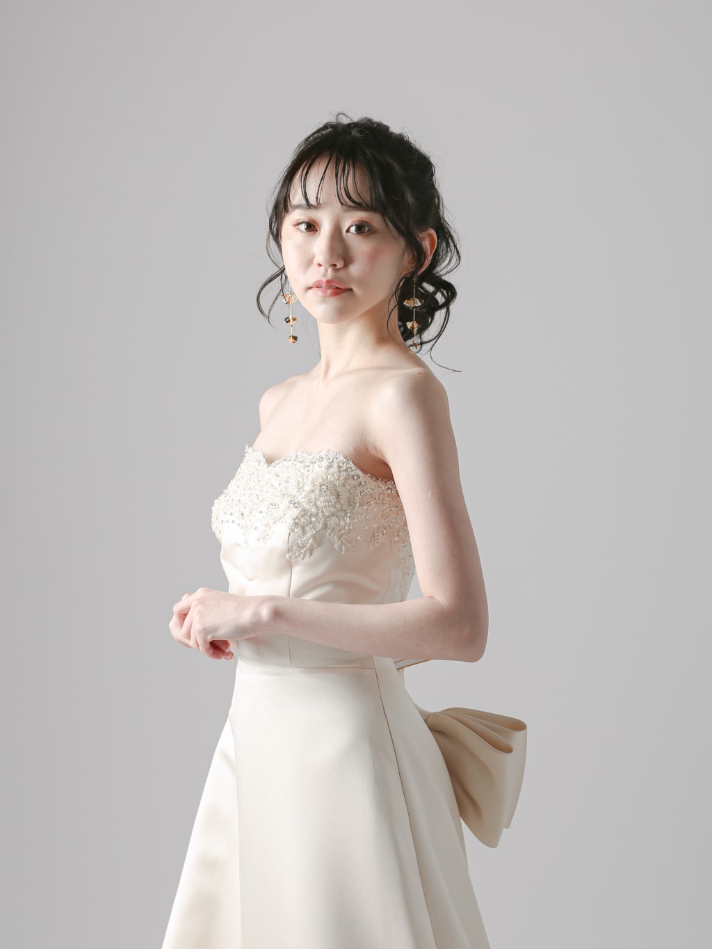 ハートカット裾ビージングレース | デコルテフォトグラフィー | 前撮り・フォトウェディング