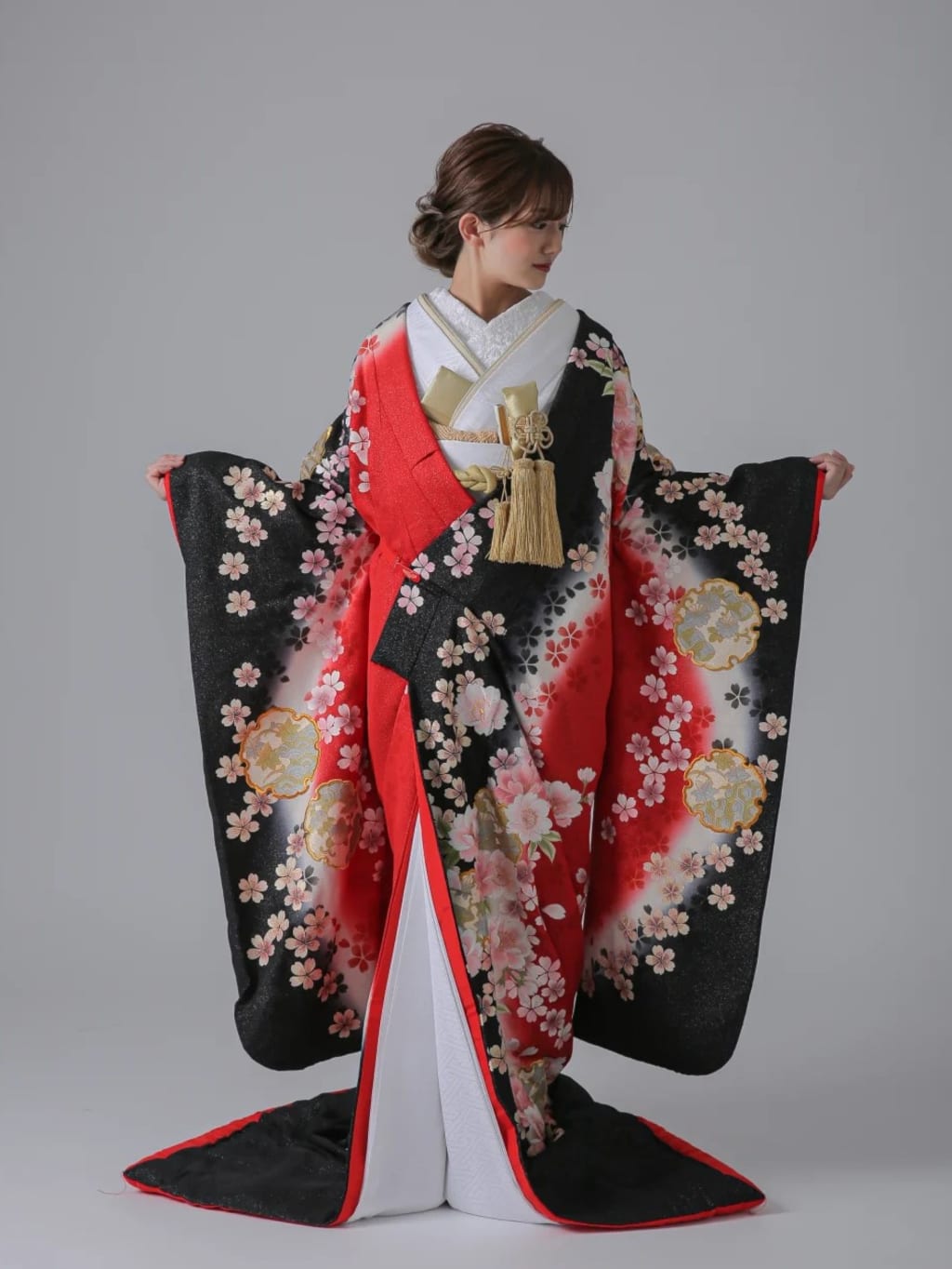 着物(色打掛)カタログ(黒) | デコルテフォトグラフィー | 前 着物(色打掛)カタログ(黒) | デコルテフォトグラフィー | 前