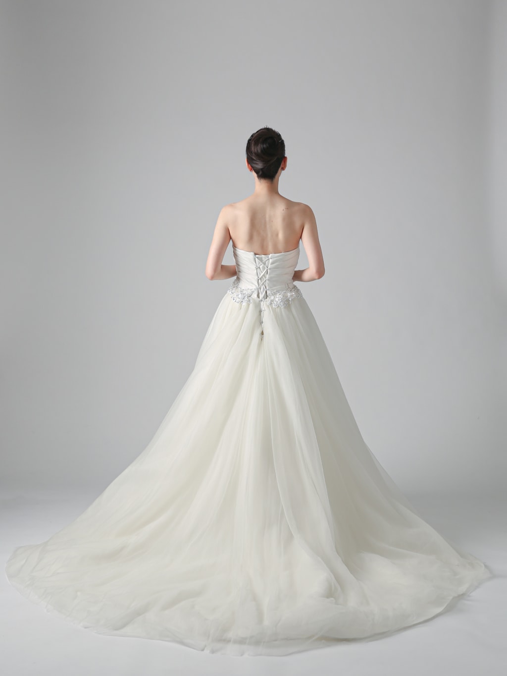 ウェディングドレス | デコルテフォトグラフィー | 前撮り・フォトウェディング