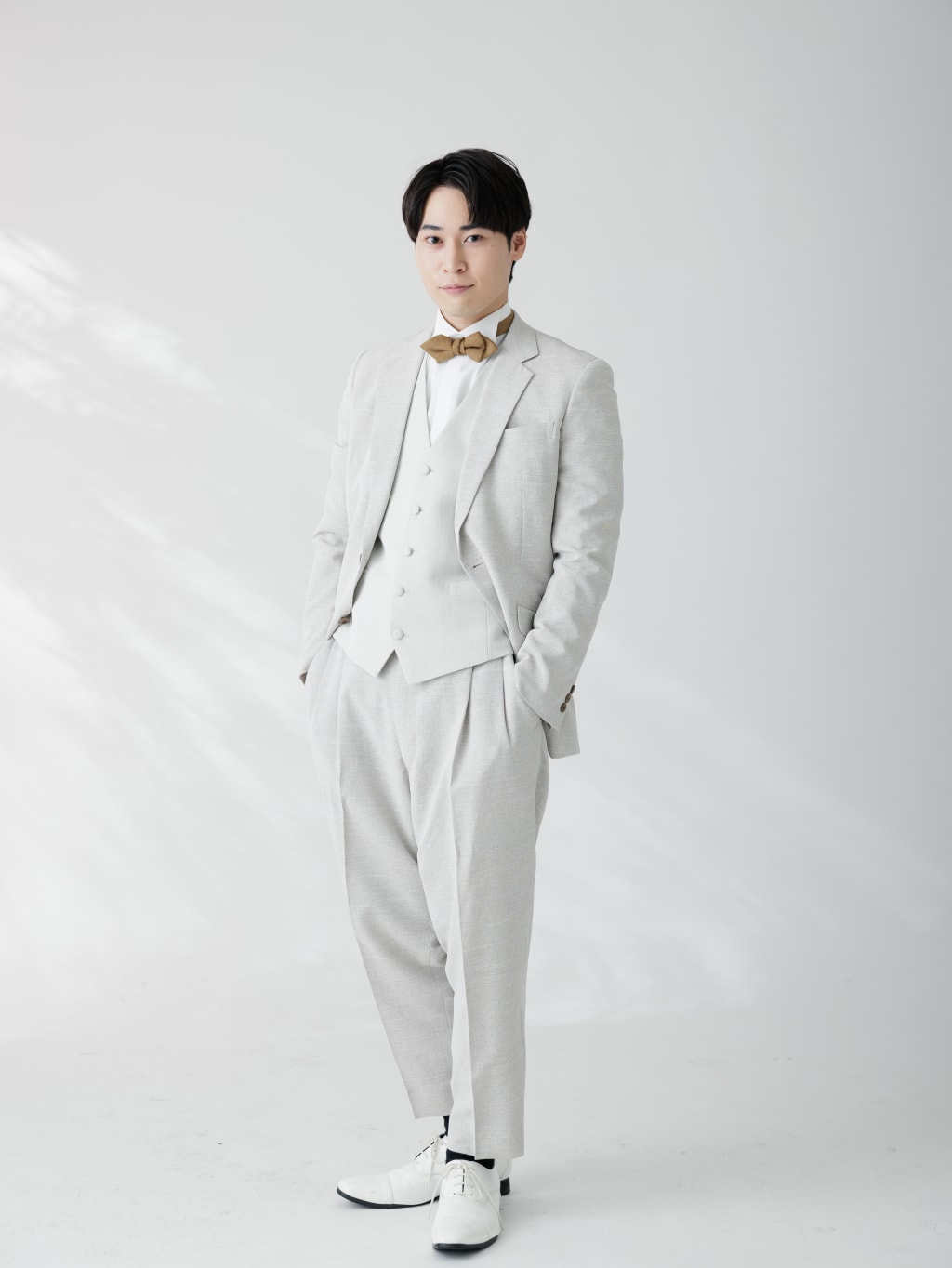 ベージュ | デコルテフォトグラフィー | 前撮り・フォトウェディング