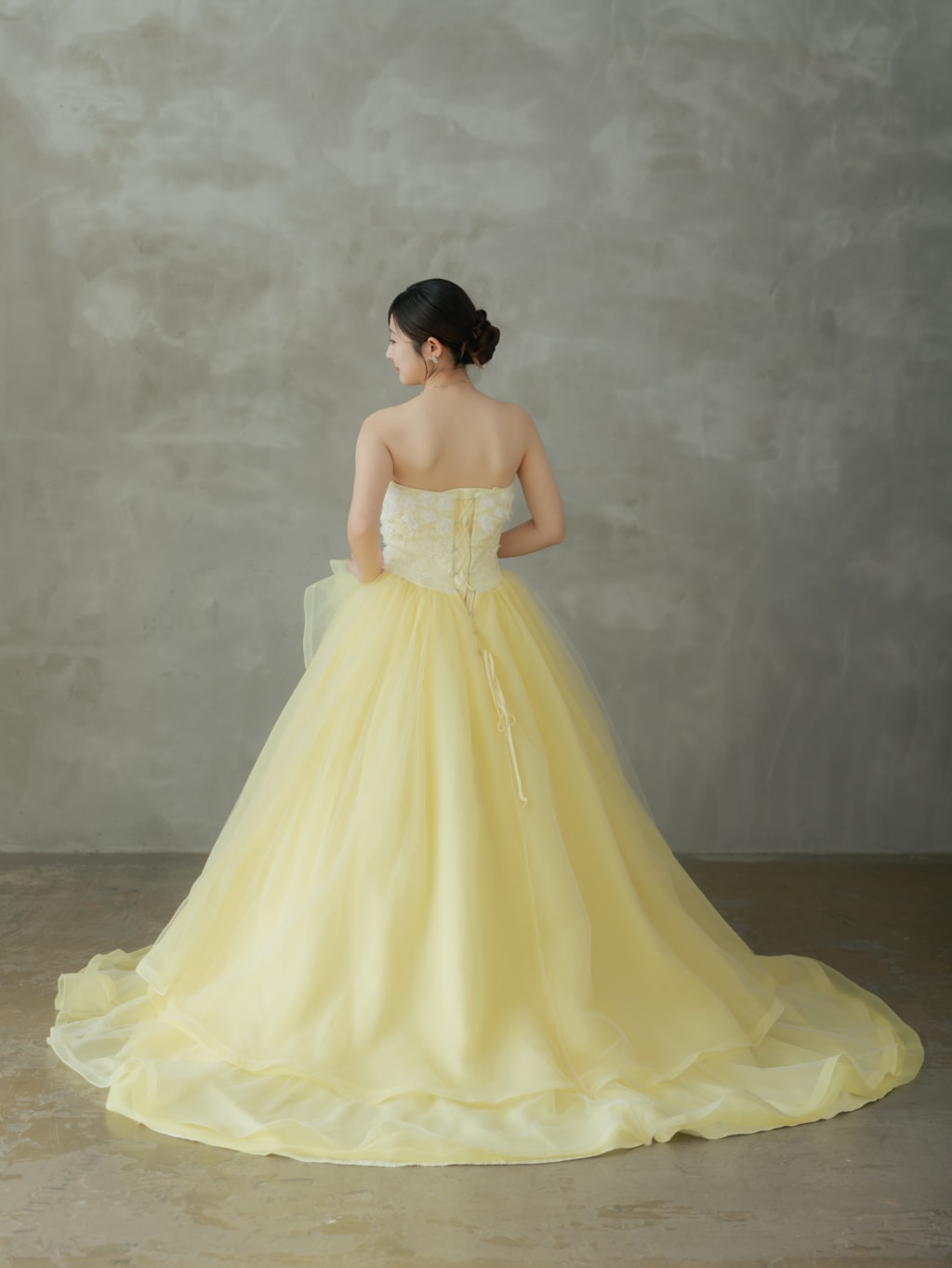 カラードレス ED61053 | デコルテフォトグラフィー | 前撮り・フォトウェディング