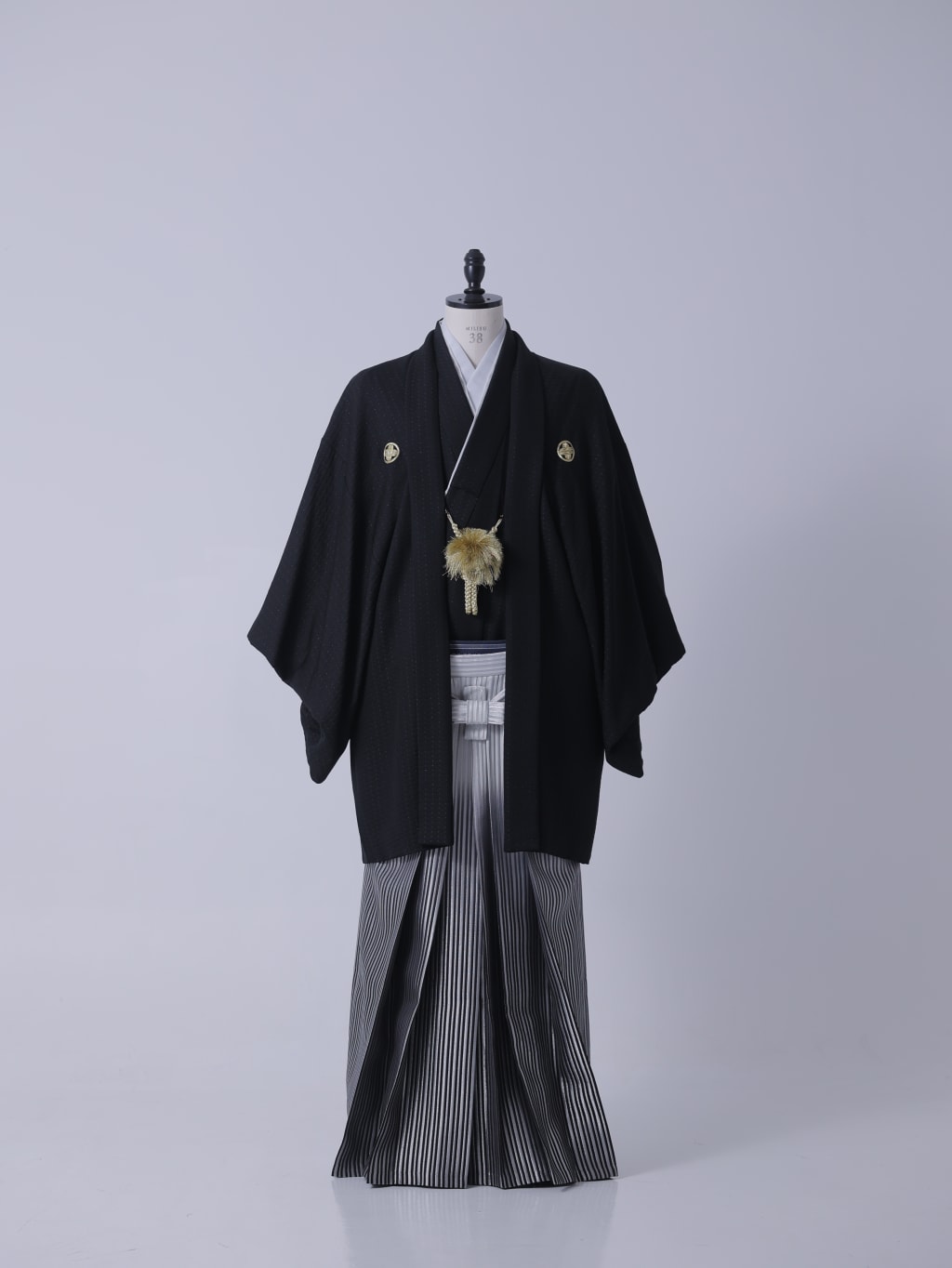 正絹黒紋付×グラデーション袴 | スタジオTVB 梅田店 | 前撮り・フォトウェディング