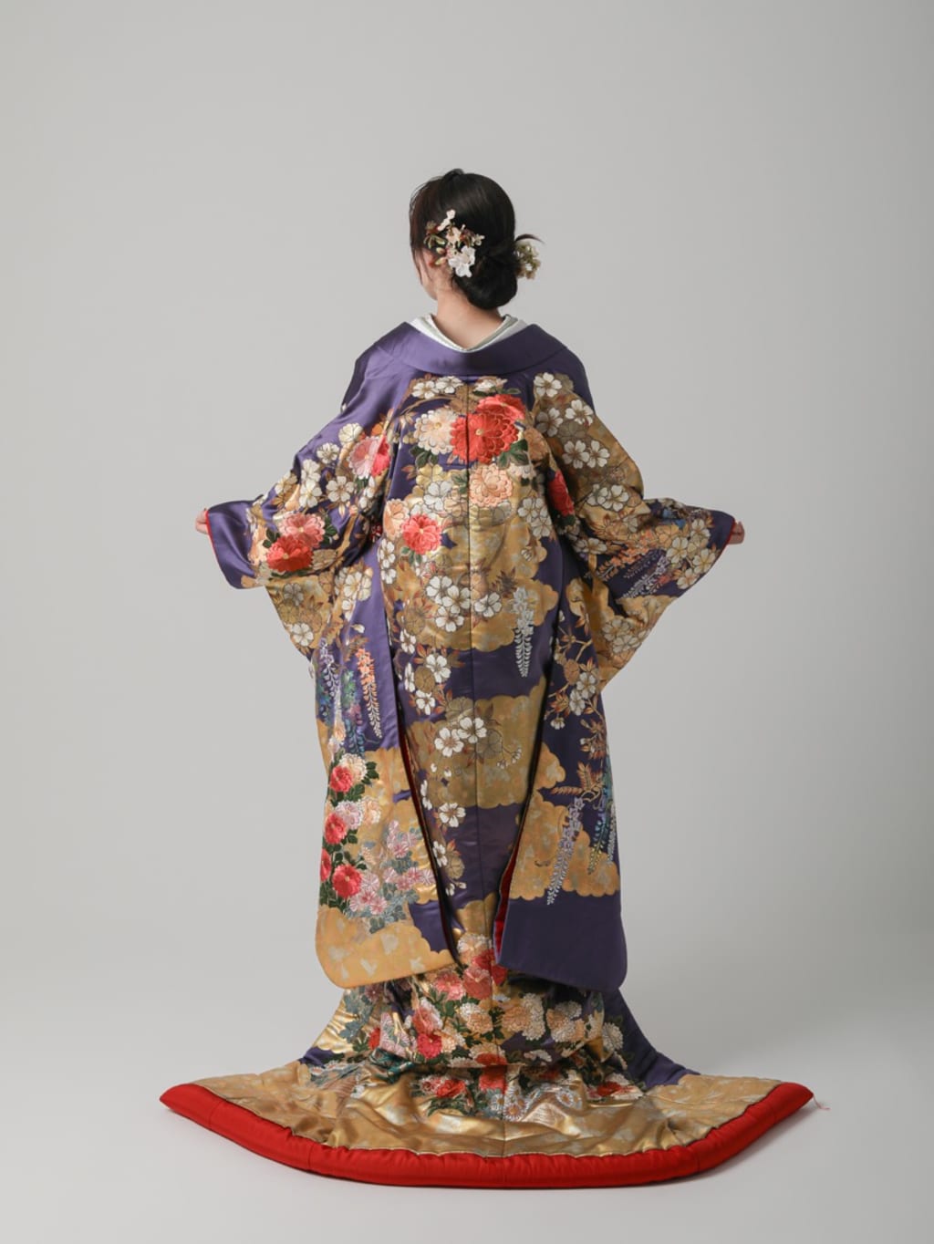 金雲取文様　桜　藤　 | デコルテフォトグラフィー | 前撮り・フォトウェディング