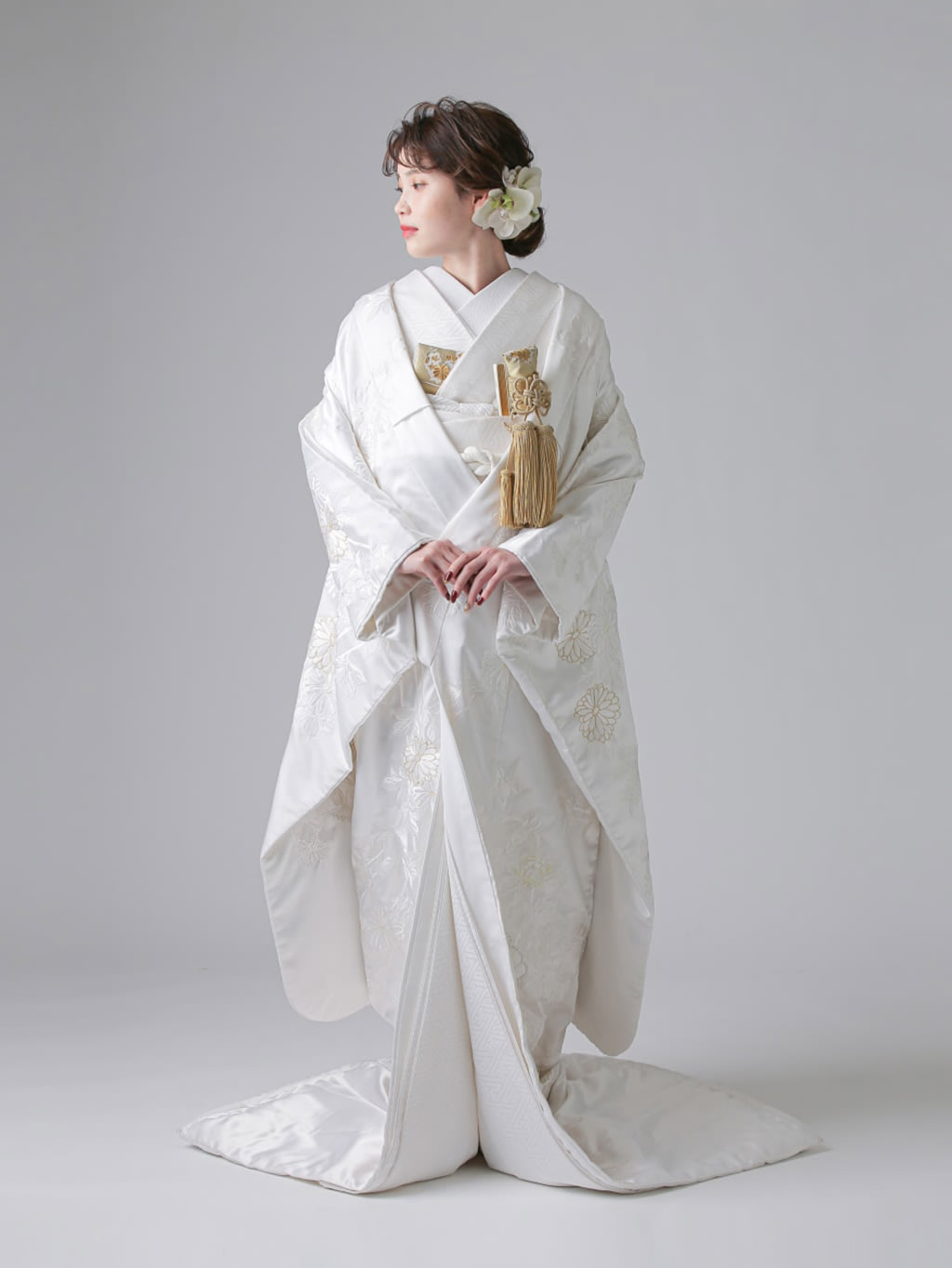 珍品‼️ 白無垢 花柄 絹 金着物|白無垢・色打掛 珍品‼️ 白無垢 花柄 絹 金着物|白無垢・色打掛